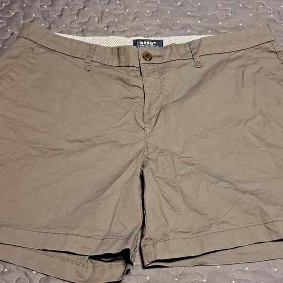 Old Navy gray everyday shorts 14 - Picture 1 of 5